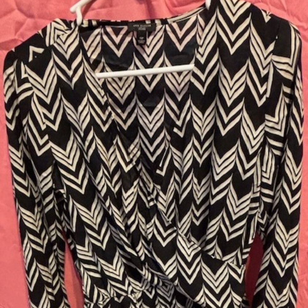 ANN TAYLOR BLOUSE